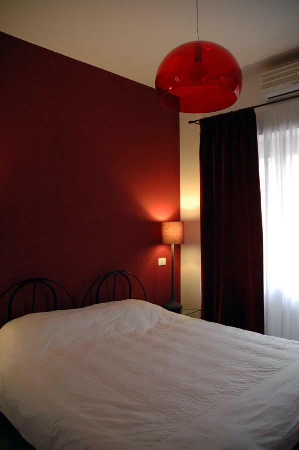 B&B Bed And Business Rome Exterior photo